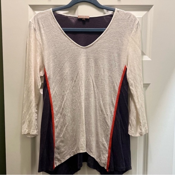 3/$19 Lilla P Colorblock V-Neck Top - Picture 4 of 14